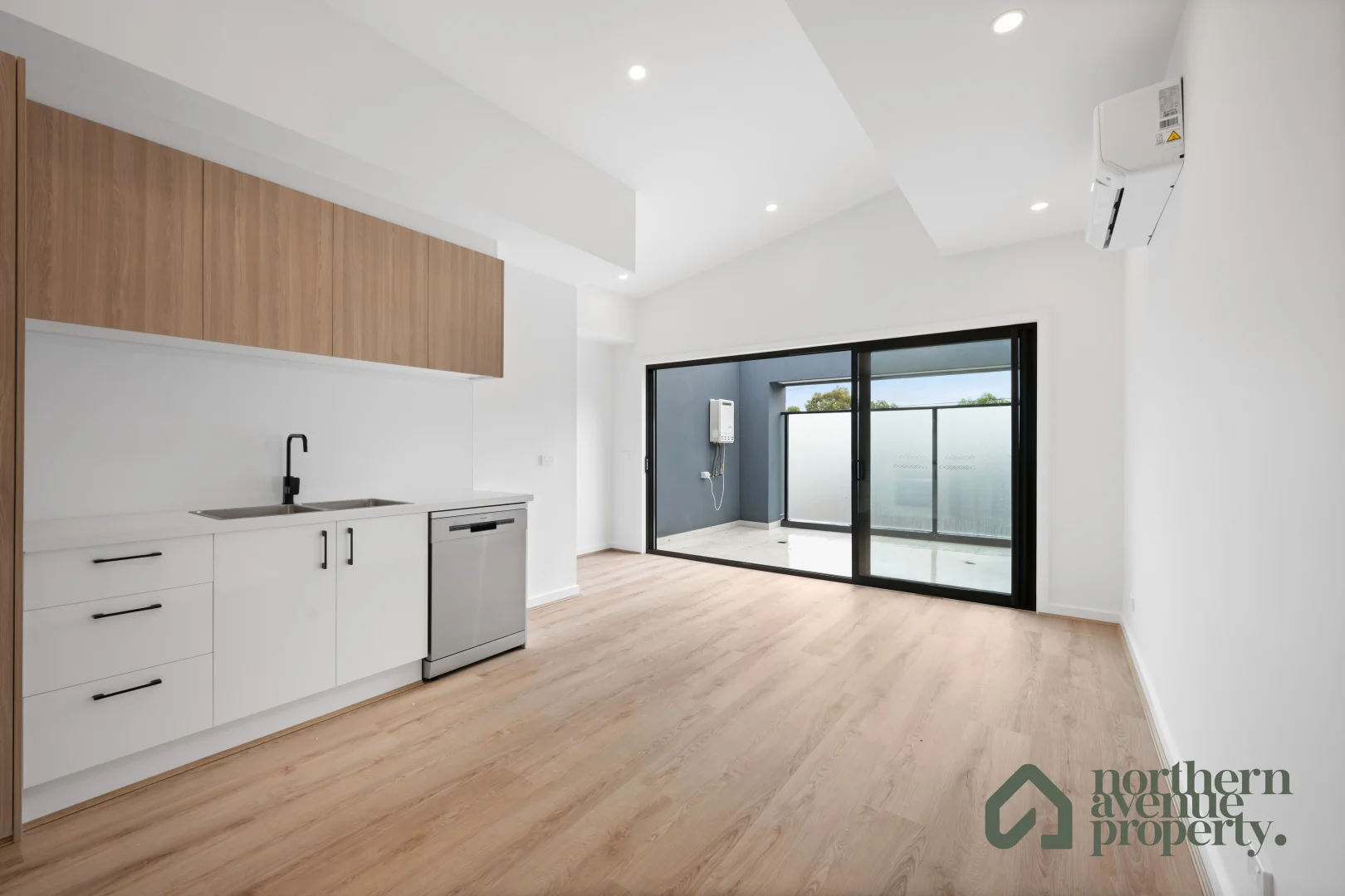 Additional image 4 of 4/650 Stud Rd, Scoresby VIC 3179