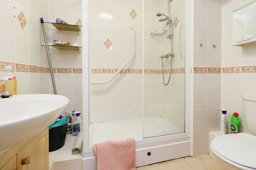 Additional image 6 of 1 bed flat for saleHazledine Court, Shrewsbury SY3