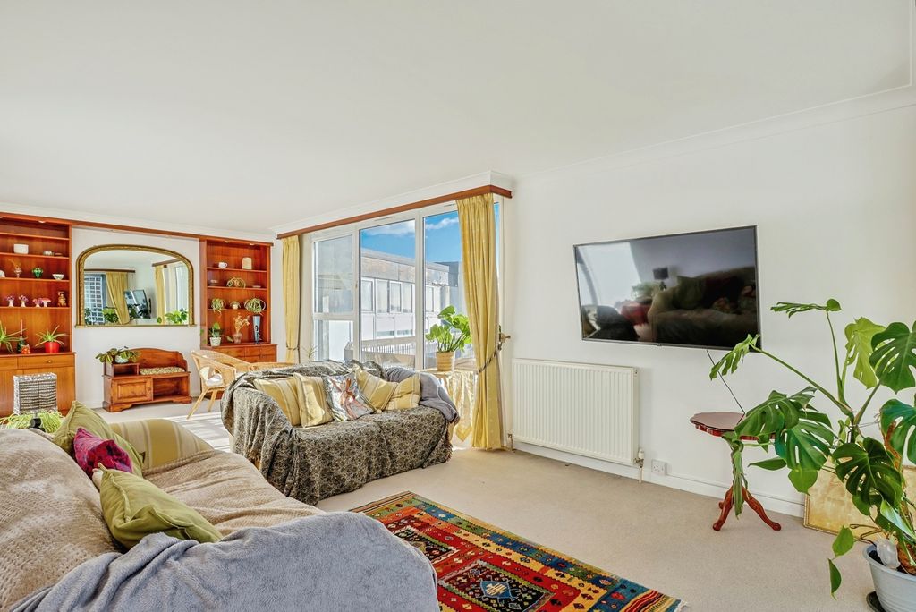 Additional image 3 of 4 bed flat for saleAdmirals Walk, West Cliff Road, Bournemouth, Dorset BH2