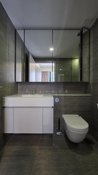 7 Serangoon North View photo 5