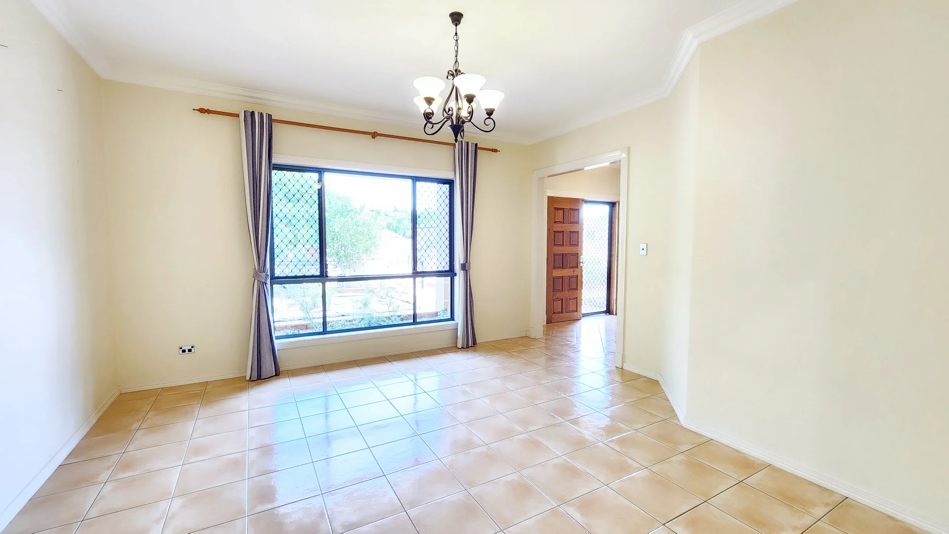 Additional image 3 of 16 Edgeware Close, Sunnybank Hills QLD 4109
