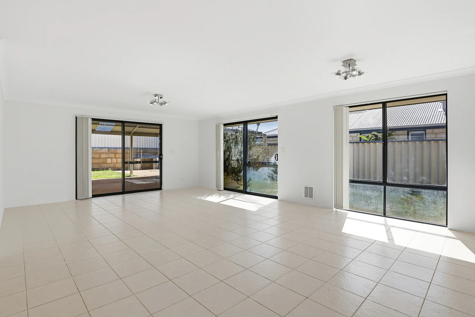 Additional image 7 of 6 Tamarama Street, Secret Harbour WA 6173