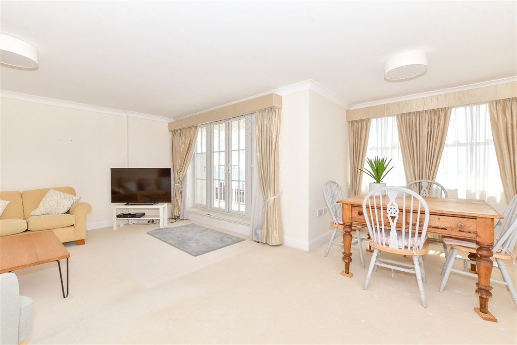 Additional image 4 of 2 bed flat for saleThe Esplanade, Bognor Regis, West Sussex PO21