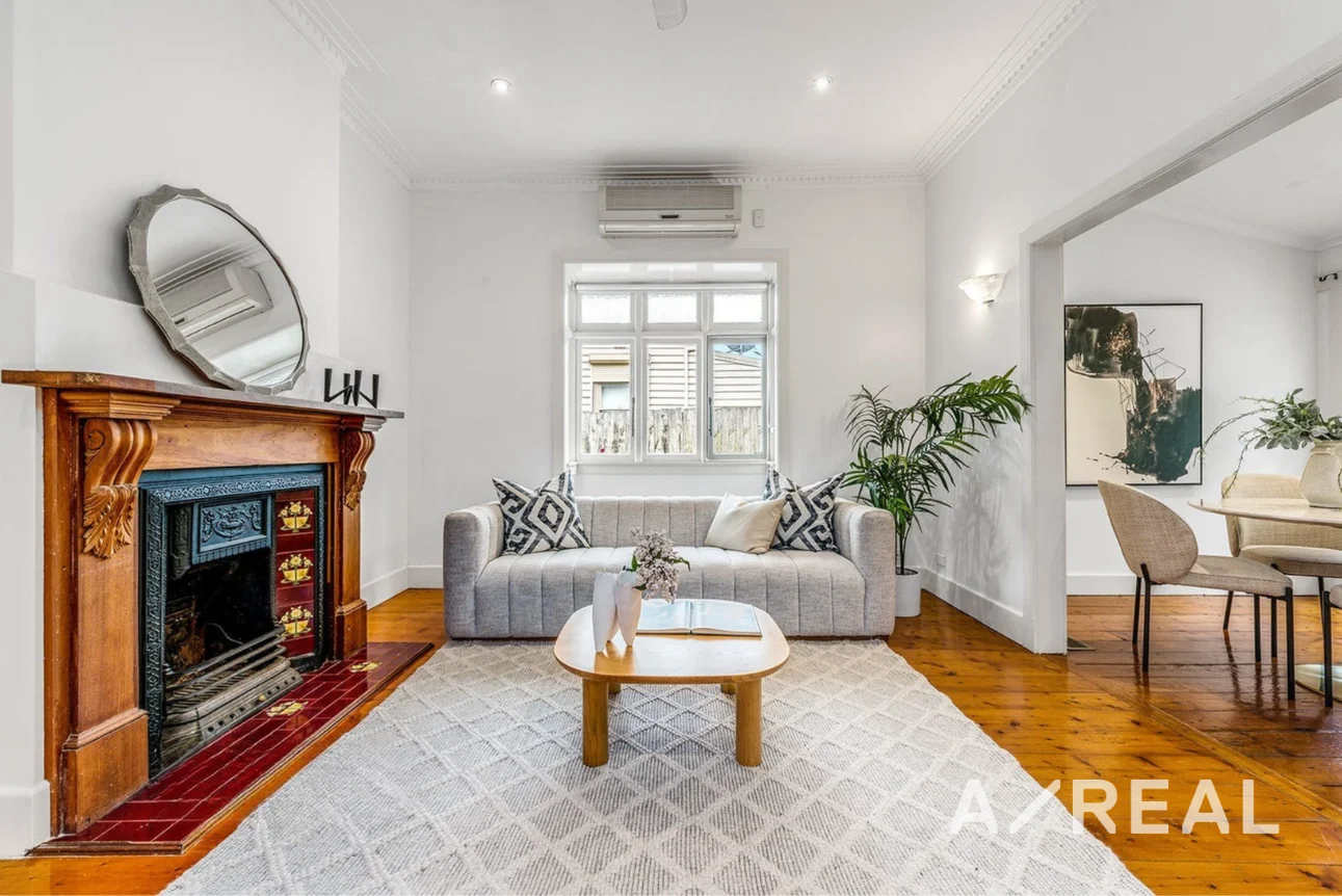 6 Shepparson Avenue, Carnegie VIC 3163