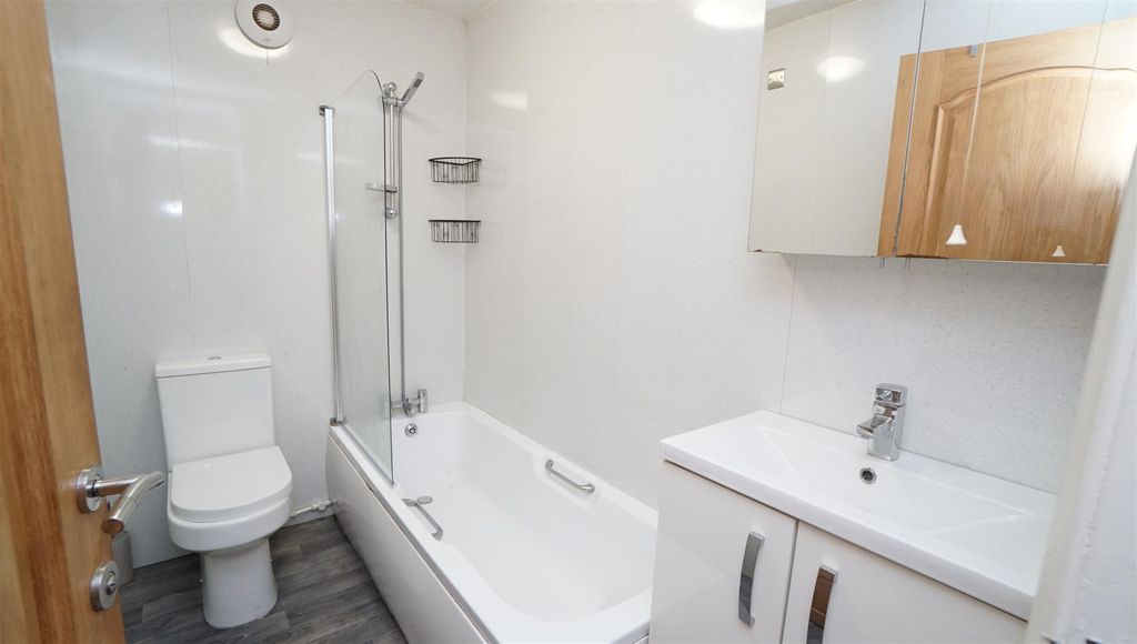 Additional image 6 of 1 bed flat for saleBolton Court, Lister Lane, Undercliffe, Bradford BD2