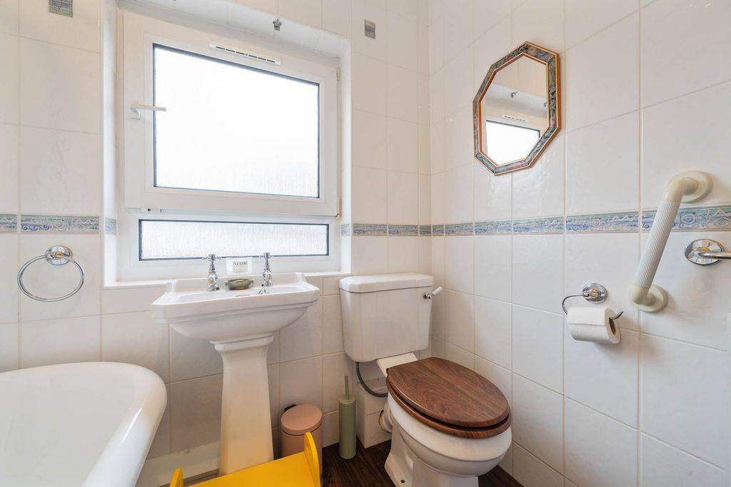 Additional image 11 of 2 bed terraced house for saleQuarry Drive, Kilmacolm PA13