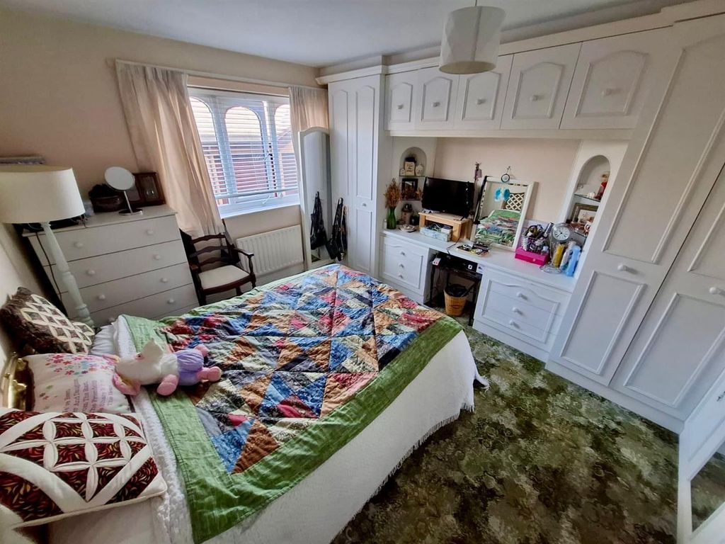Additional image 7 of 2 bed flat for saleAlexandra Court, Bridlington YO15