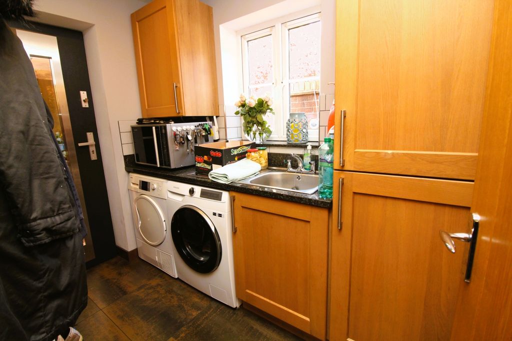 Additional image 13 of 4 bed detached house for sale2 Stockmoor Drive, Bridgwater TA6