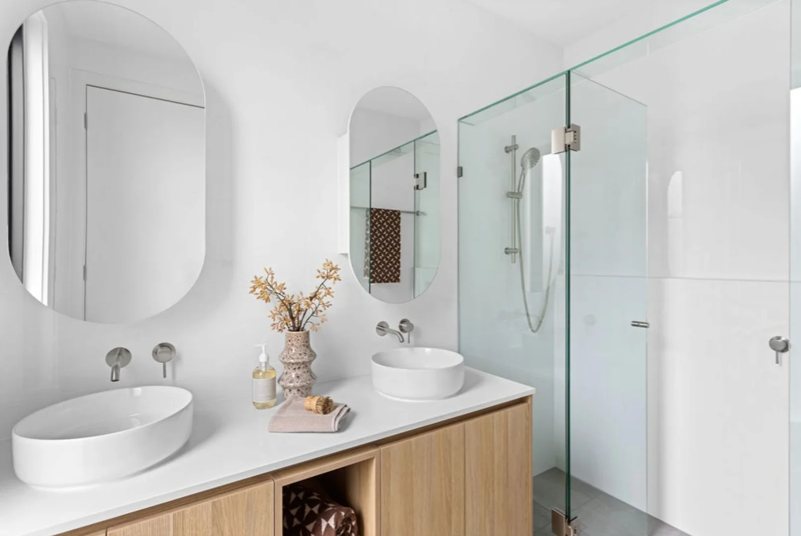 Additional image 11 of 8 Swansea Grove, Mornington VIC 3931