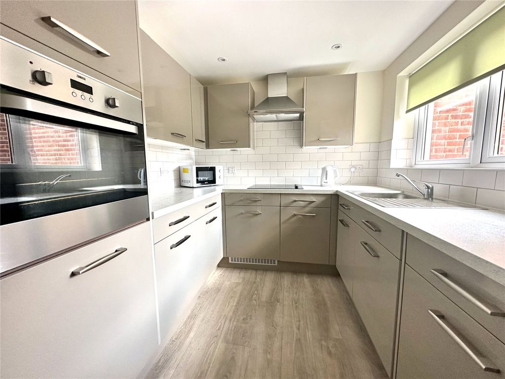 Additional image 3 of 2 bed flat for saleNorth Close, Lymington, Hampshire SO41