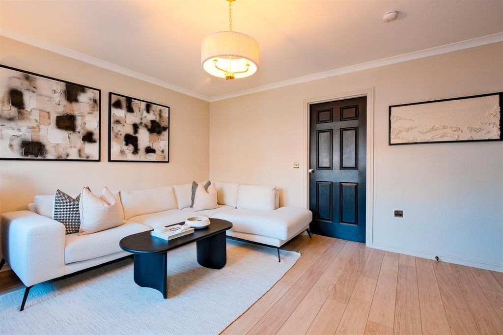 Additional image 4 of 2 bed semi-detached house for saleLedvinka Crescent, Hamilton ML3