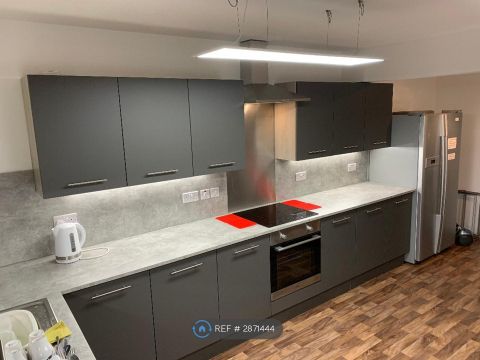 Cathays, Cardiff CF24, Room to rent