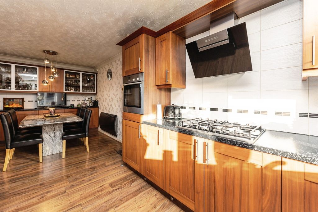 Additional image 8 of 5 bed detached house for saleBirstall Lane, Drighlington, Bradford BD11
