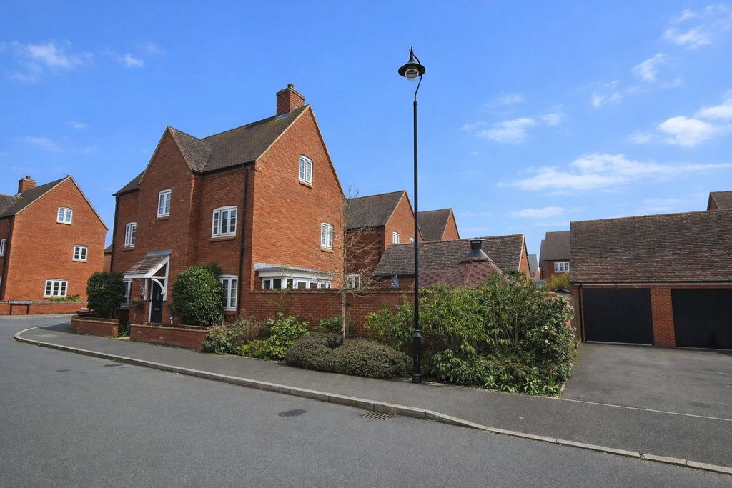 Additional image 13 of 4 bed detached house for saleDesdemona Way, Brackley NN13
