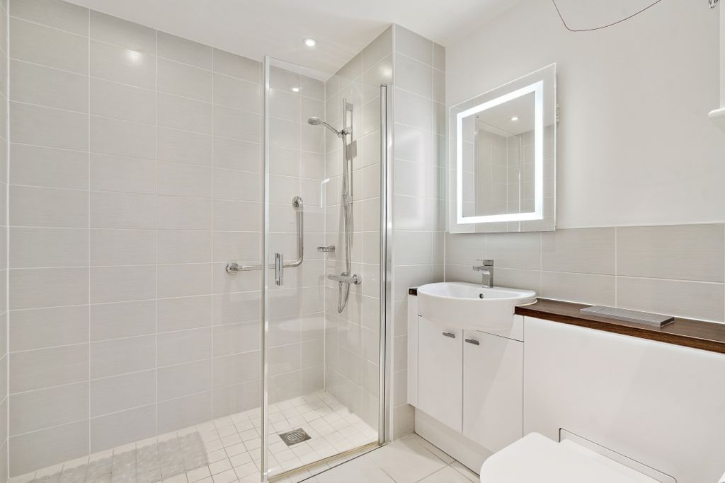 Additional image 10 of 2 bed flat for saleMarlow Road, Bourne End SL8