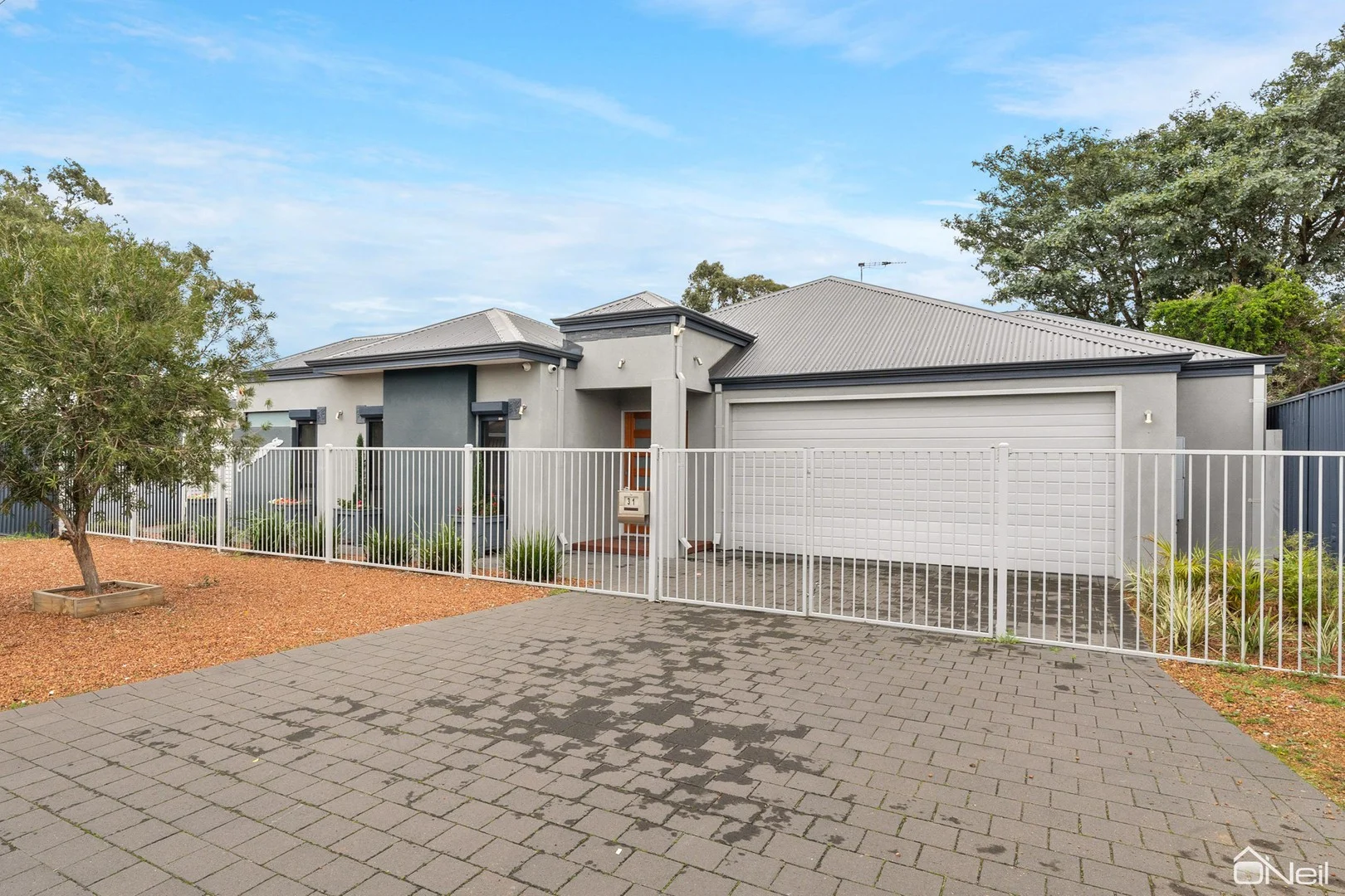 31 Cabarita Road, Armadale WA 6112