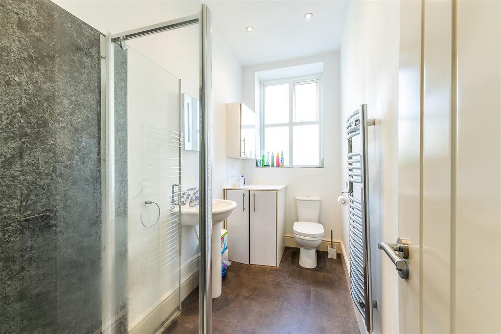 Additional image 6 of 1 bed flat for salePelham Crescent, The Park, Nottingham NG7