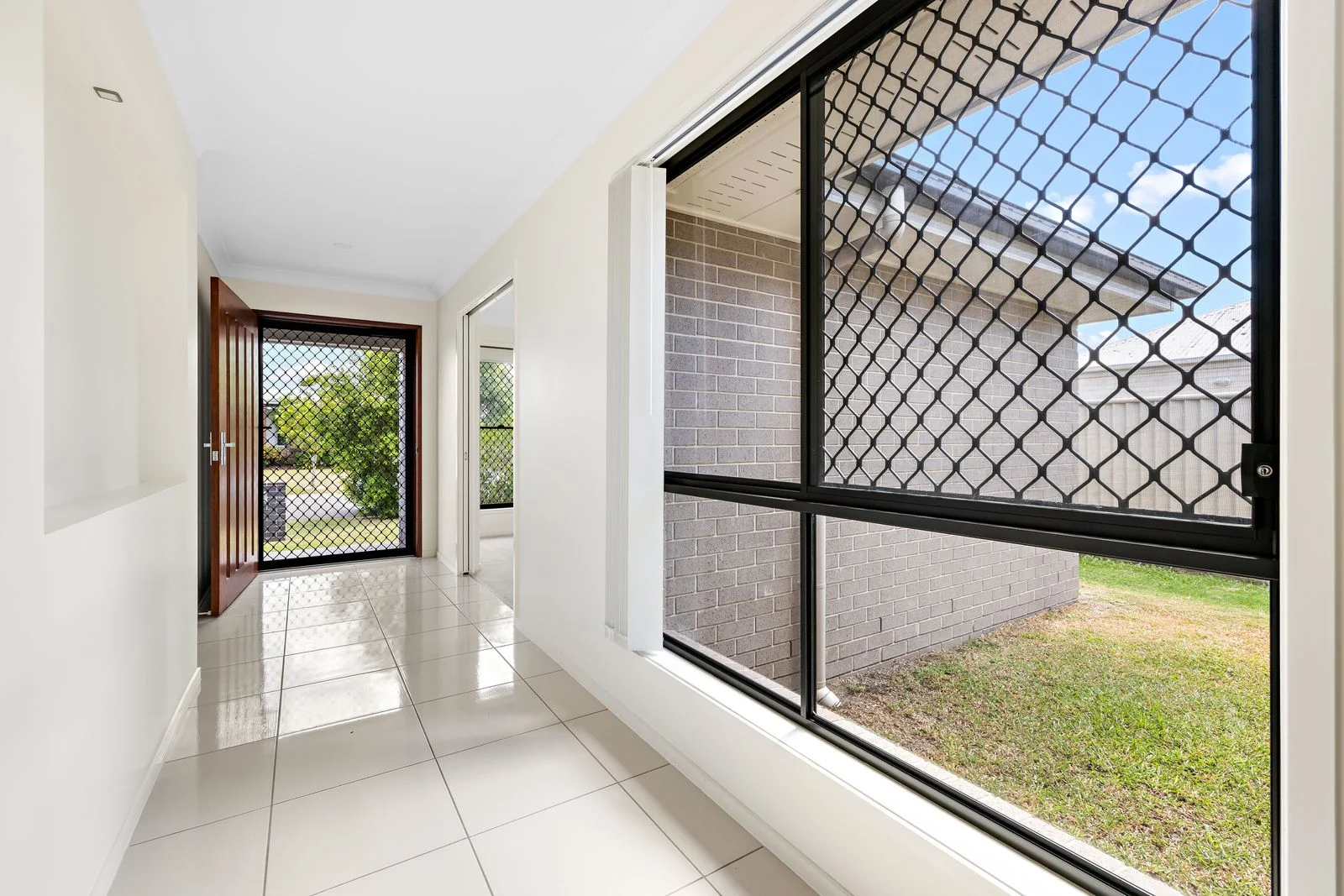 Additional image 4 of 33 Hooper Street, Birkdale QLD 4159