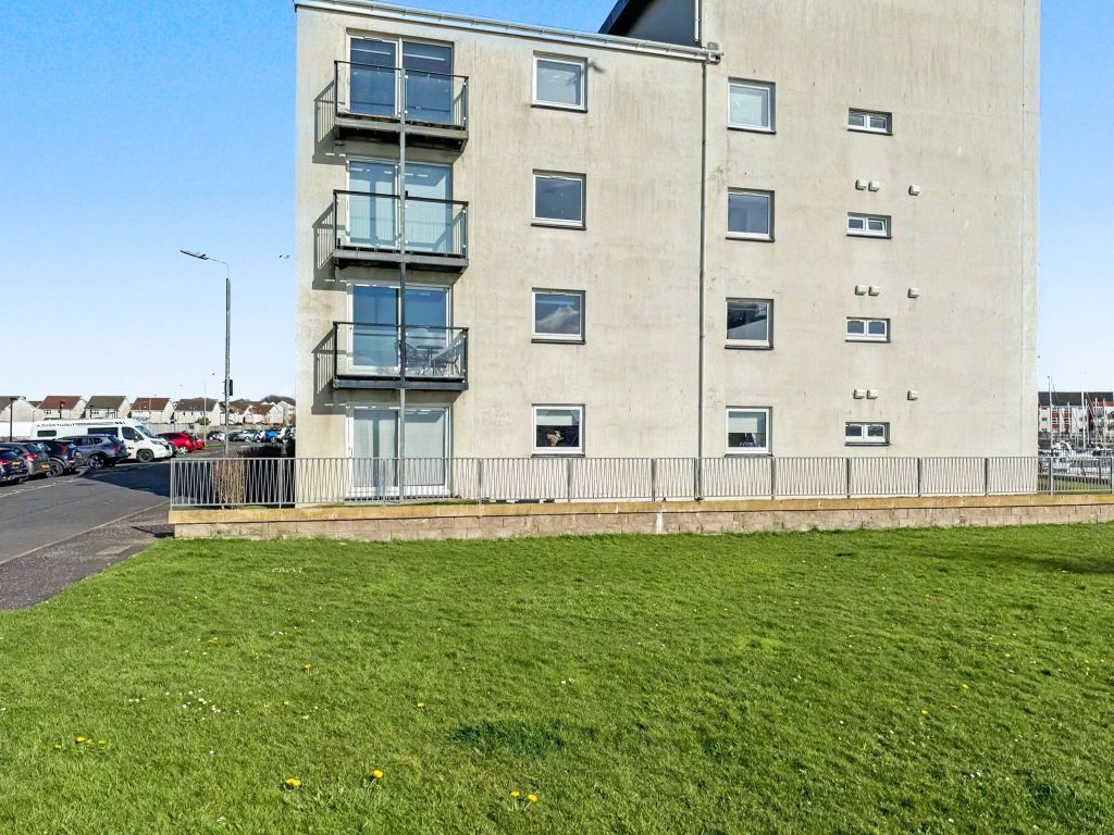 4 bed flat for saleMariners View, Ardrossan KA22