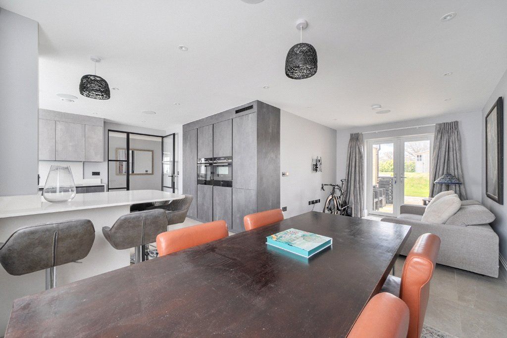 Additional image 3 of 3 bed semi-detached house for saleBridle Close, Borehamwood, Hertfordshire WD6