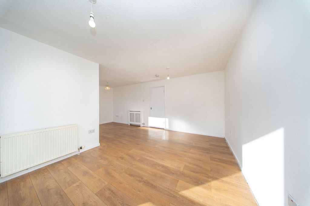 Additional image 5 of 3 bed terraced house for saleHeatherbank, Ladywell, Livingston EH54