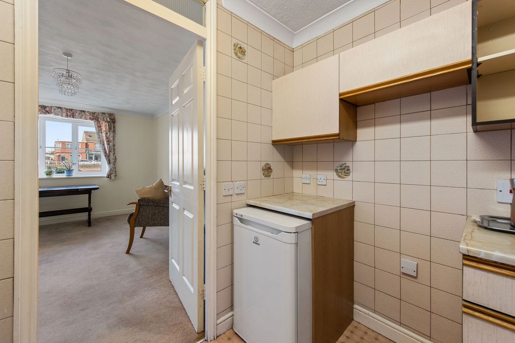 Additional image 6 of 1 bed flat for saleWilloughby Road, Boston PE21