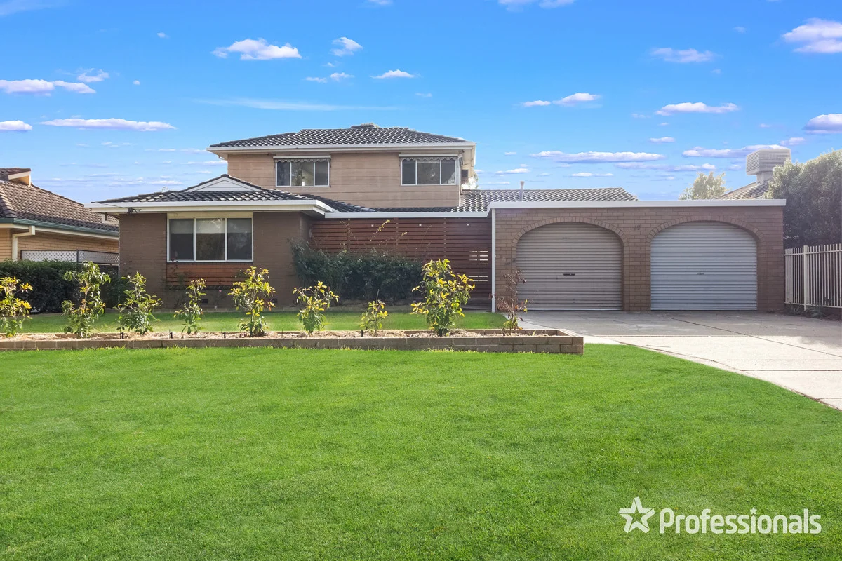 49 Huthwaite Street, Mount Austin NSW 2650
