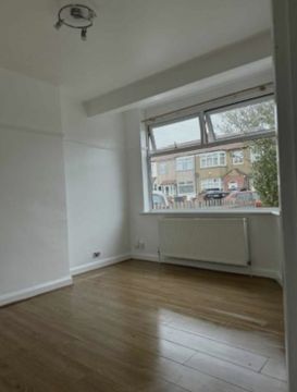 Chailey Avenue, Enfield, Middlesex EN1