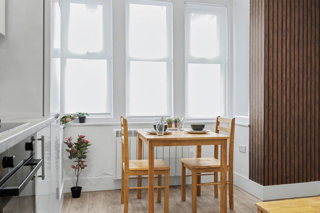 Additional image 4 of 5 bed flat for saleFive Flats, Abingdon Road, Oxford OX1
