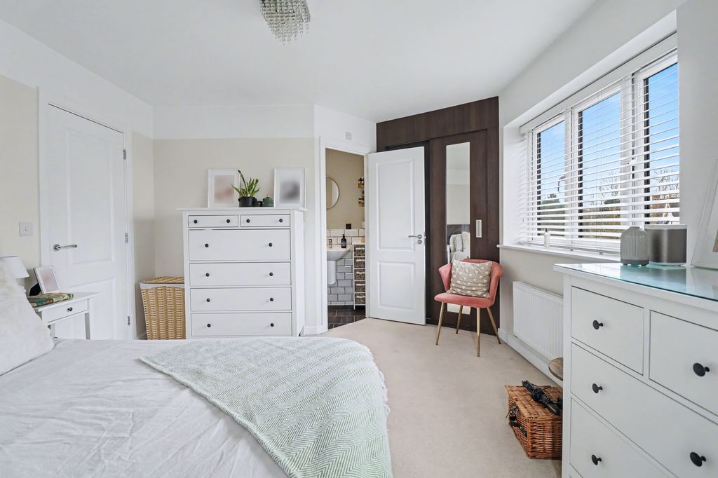 Additional image 11 of 3 bed semi-detached house for saleClaypit Copse, Bursledon SO31