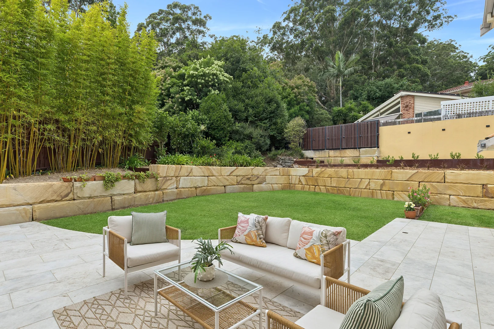 1 Crestside Close, Terrigal NSW 2260 photo 4