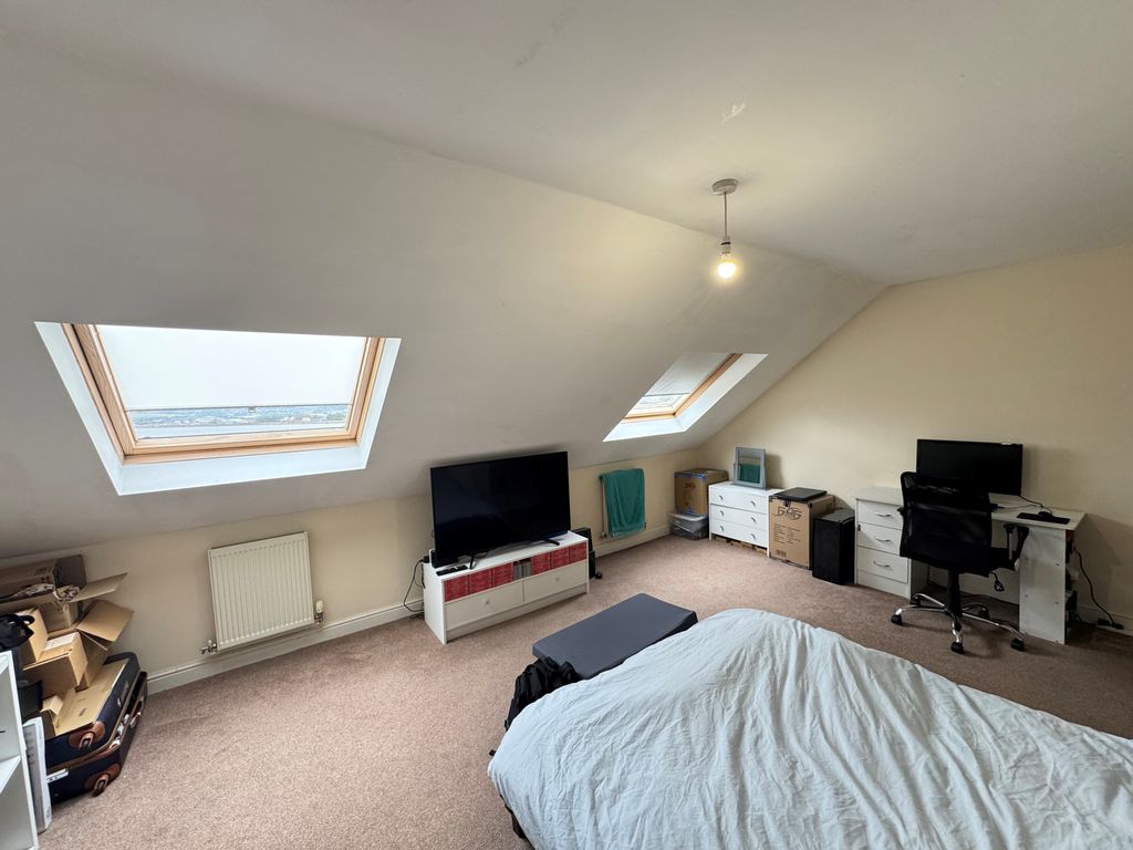 Additional image 6 of 2 bed flat for salePankhurst Close, Blackburn BB1