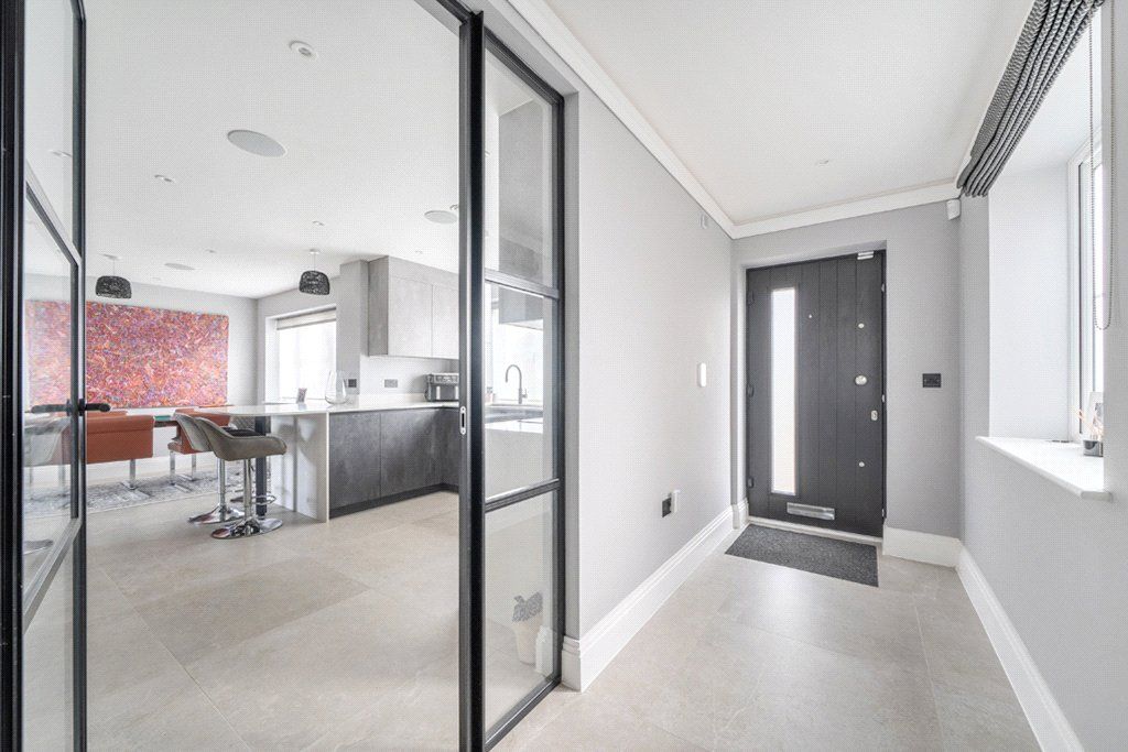 Additional image 11 of 3 bed semi-detached house for saleBridle Close, Borehamwood, Hertfordshire WD6