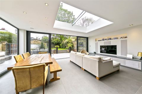Royston Road, Richmond TW10