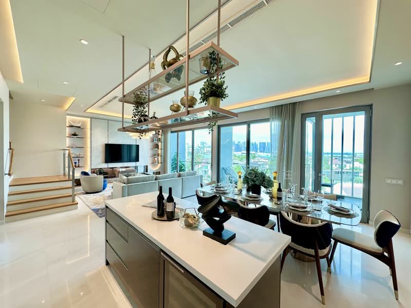 9 Ocean Way photo 2