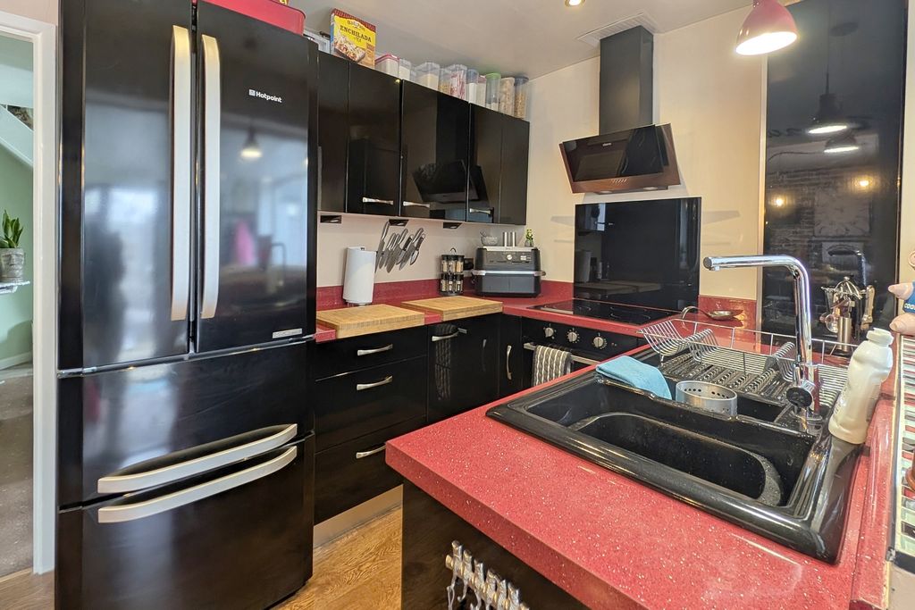 Additional image 13 of 2 bed semi-detached house for saleWood View Grove, Brighouse, West Yorkshire HD6