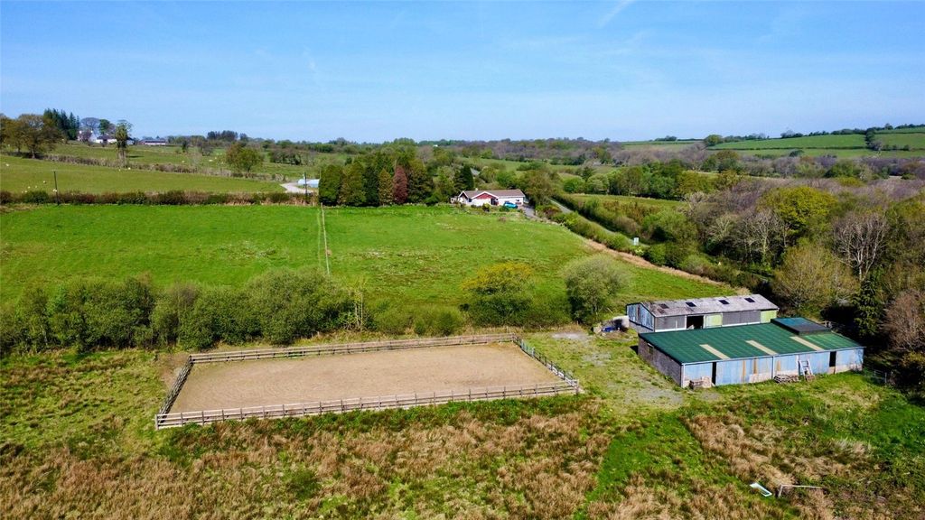 4 bed bungalow for saleLibanus, Brecon, Powys LD3