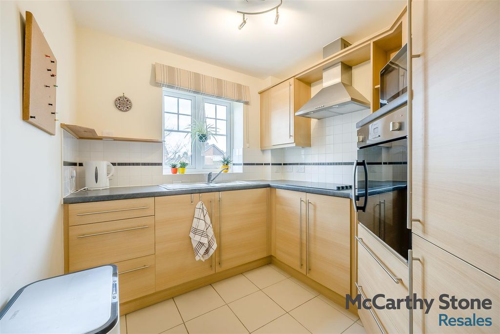 Additional image 11 of 1 bed flat for saleCopthorne Road, Shrewsbury SY3