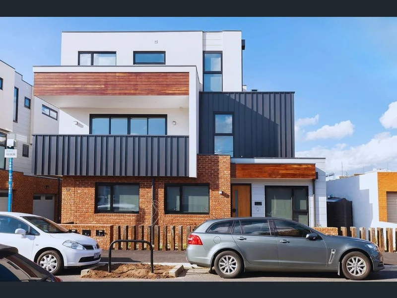 1/79 Lambeth Street, Kensington VIC 3031