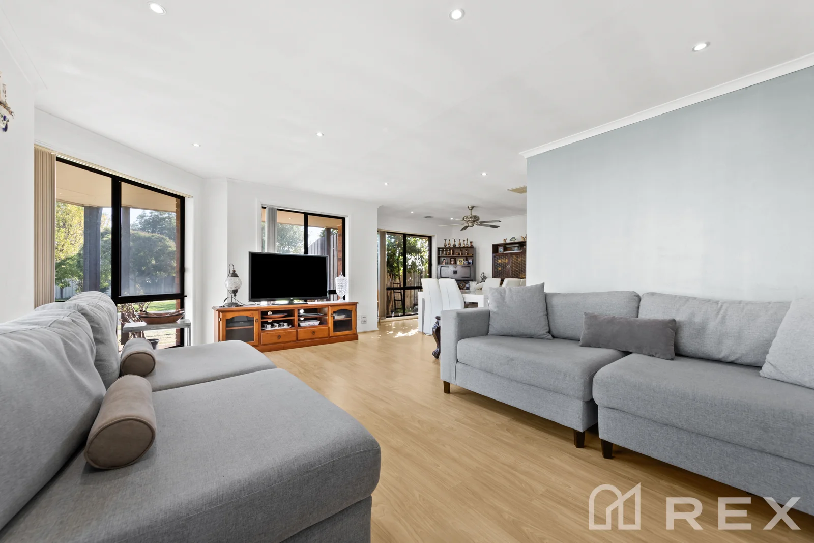 Additional image 4 of 118 Golf Links Road, Berwick VIC 3806
