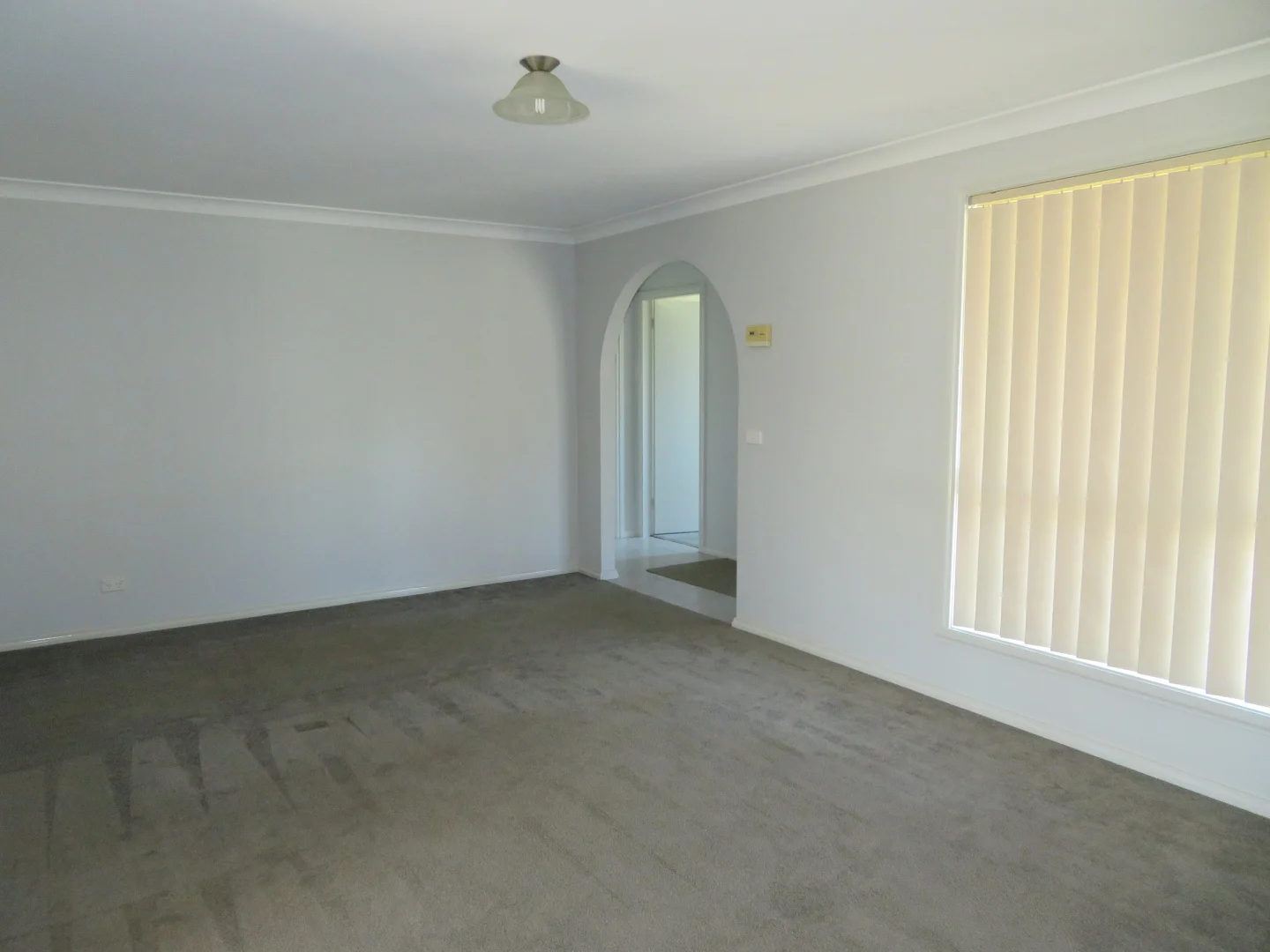 15 Halfpenny Drive, Kelso NSW 2795 photo 3