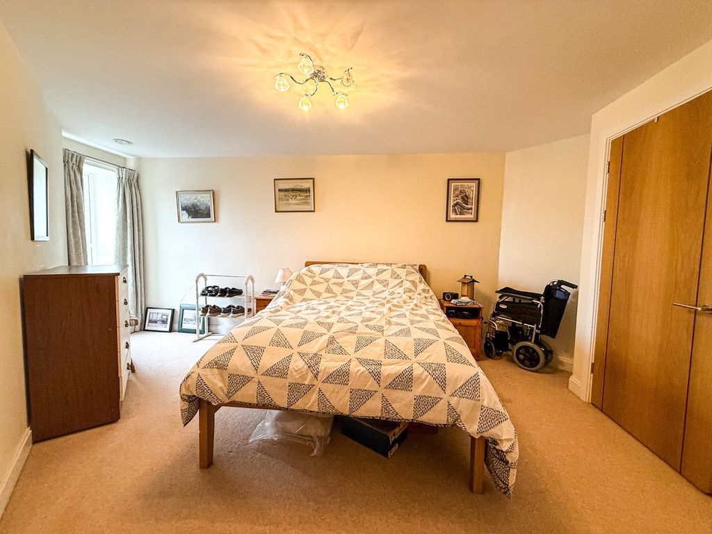 Additional image 5 of 1 bed flat for saleBlake Court, Northgate, Bridgwater, Somerset TA6