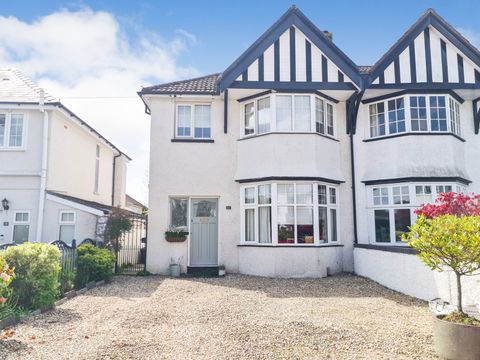 Coedcelyn Road, Sketty, Swansea SA2