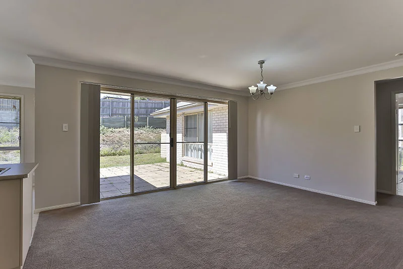 20 Cuttaburra Crescent, Glenvale QLD 4350 photo 3