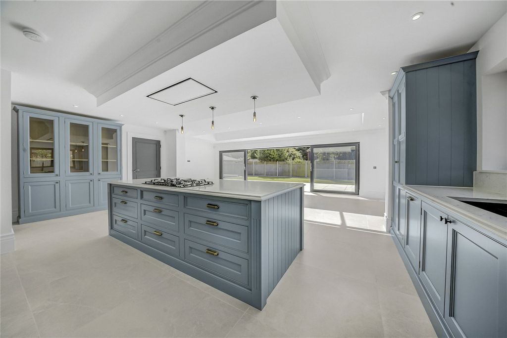 Additional image 6 of 5 bed detached house for saleKingsway, Aldwick, West Sussex PO21