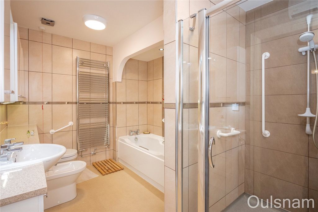 Additional image 6 of 2 bed flat for saleBurcot Lane, Bromsgrove, Worcestershire B60