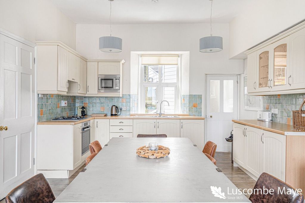 Additional image 12 of 3 bed flat for saleFore Street, Salcombe TQ8