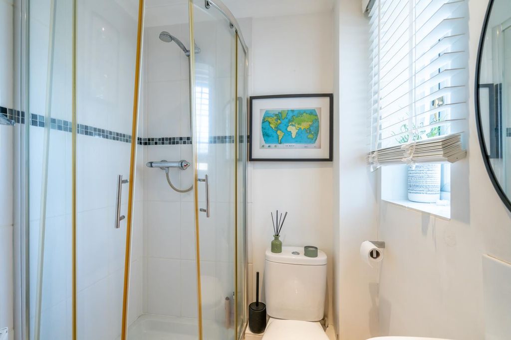 Additional image 9 of 2 bed flat for salePrincess Avenue, Aldwick, Bognor Regis PO21