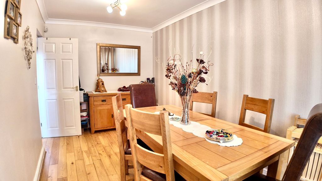 Additional image 12 of 4 bed detached house for saleClos Coed Bach, Blackwood NP12
