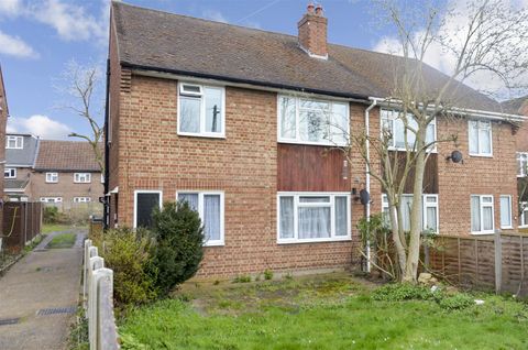 Brambles Close, Isleworth TW7